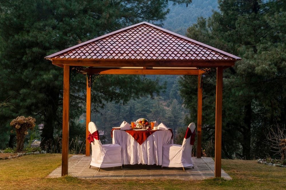 Senator Pine N Peak Hotel Pahalgam Exterior photo